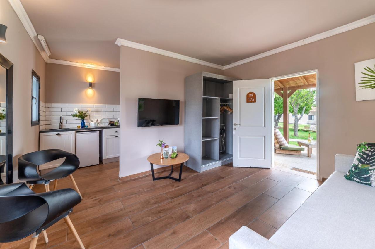 Erettz Dafna Travel Hotel Экстерьер фото
