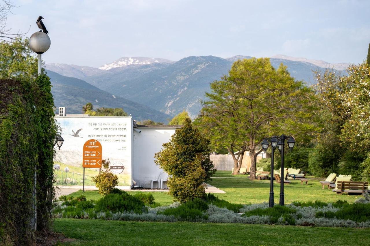 Erettz Dafna Travel Hotel Экстерьер фото