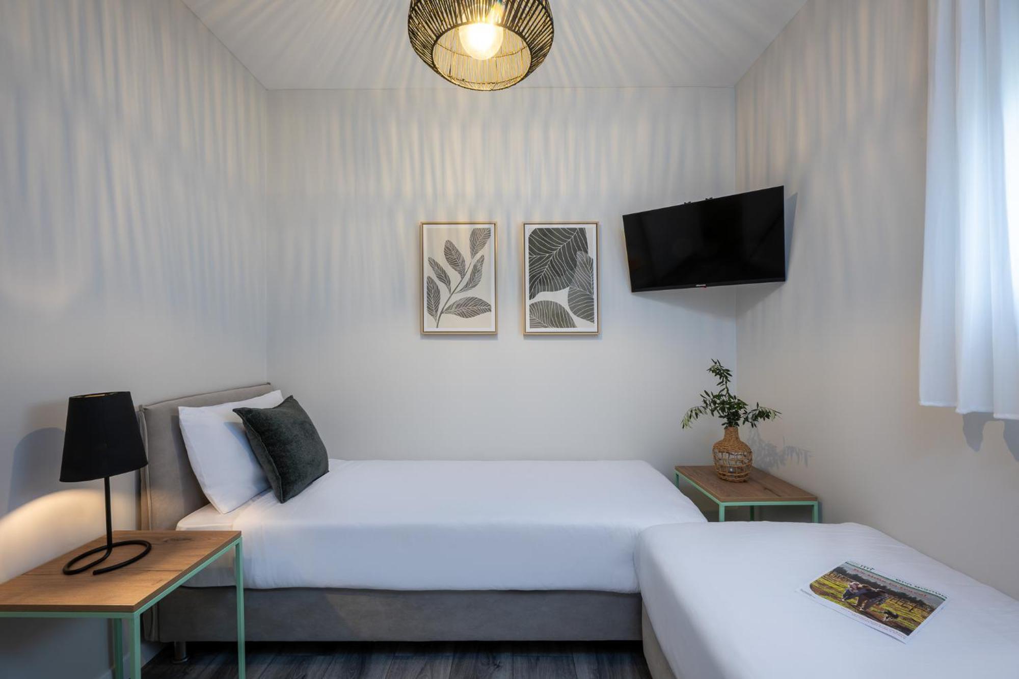 Erettz Dafna Travel Hotel Экстерьер фото